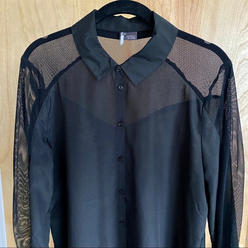 Mesh Paneled Oversized Black Button Shirt - M